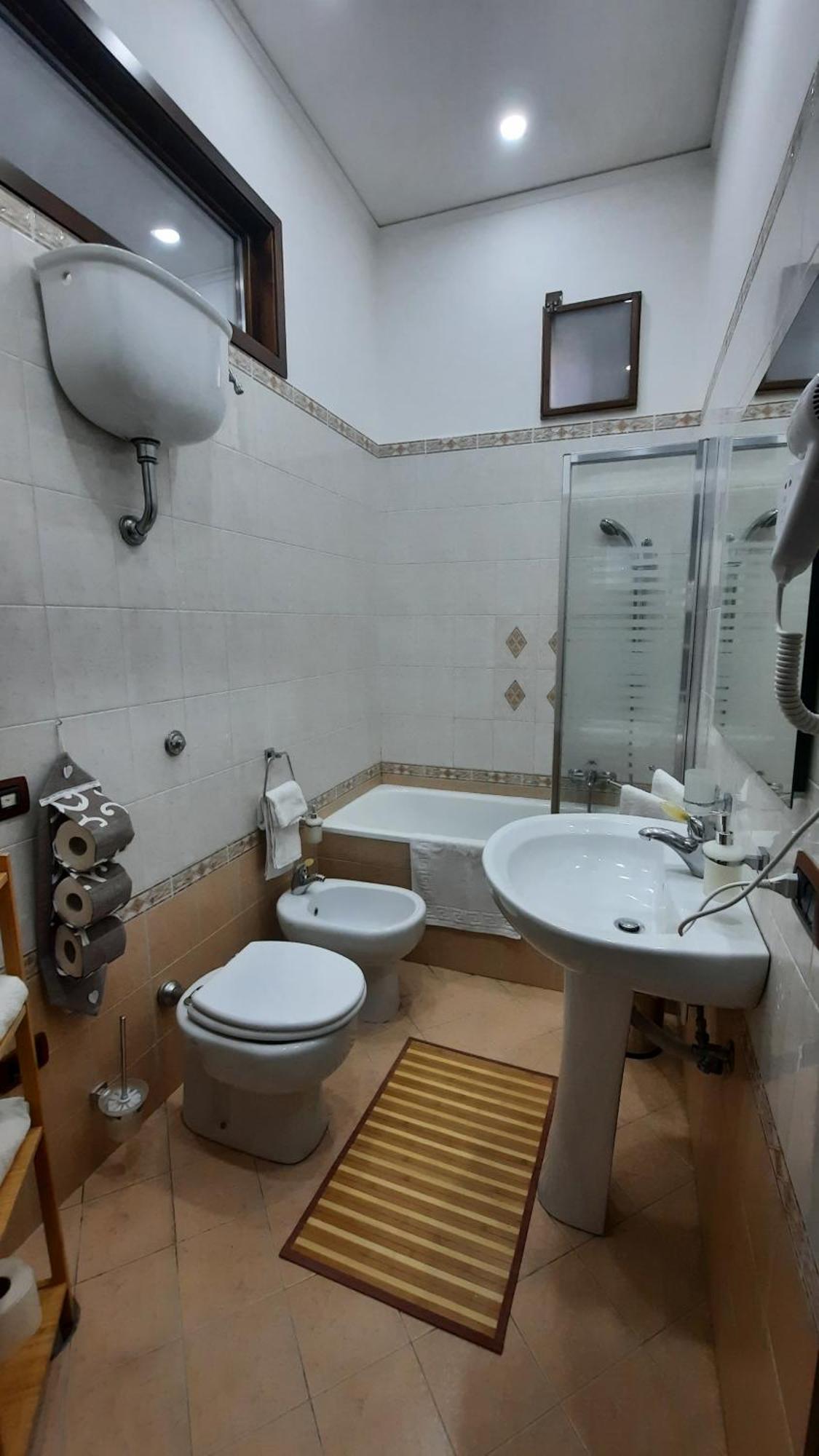White Home 2 San Gregorio 14 Neapol Zewnętrze zdjęcie